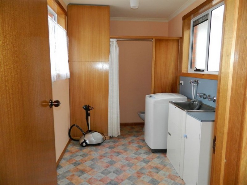 2A Tucker Street, Ulverstone TAS 7315