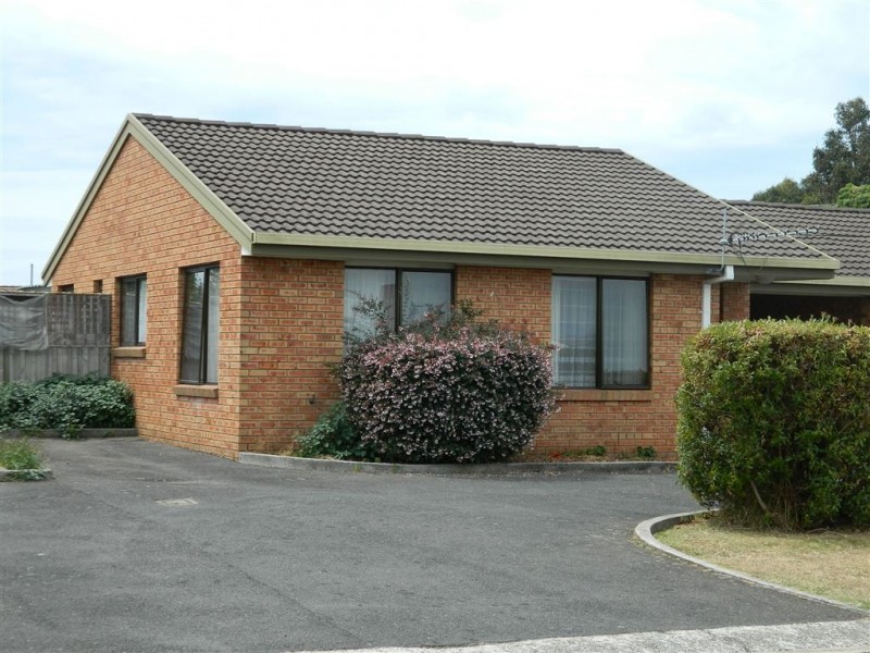 2/72 Upper Maud Street, West Ulverstone TAS 7315