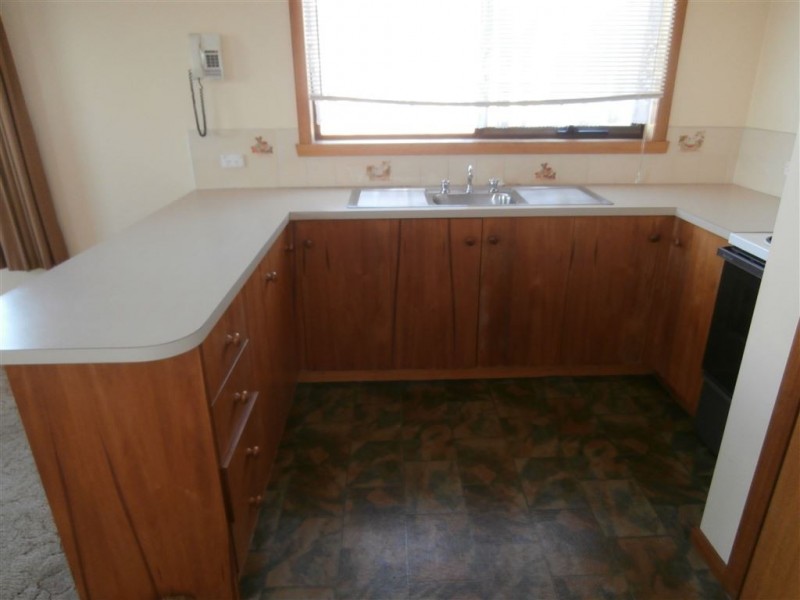 2/72 Upper Maud Street, West Ulverstone TAS 7315