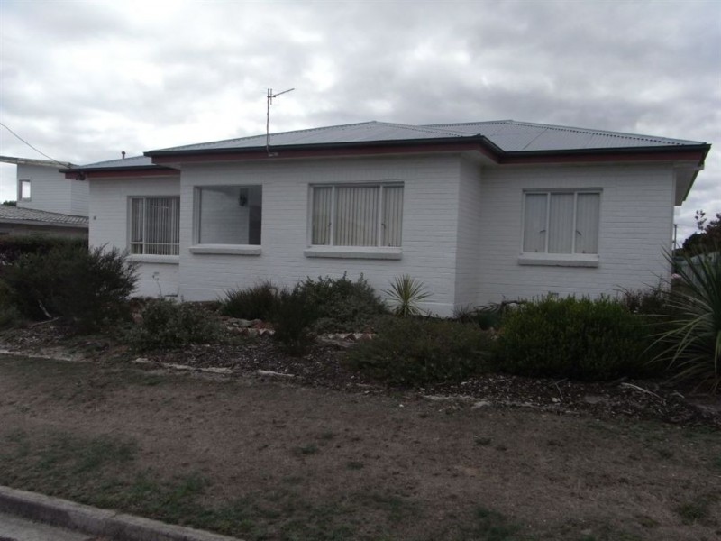10 Russell Avenue, Ulverstone TAS 7315