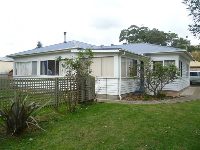 85 Lovett Street, Ulverstone TAS 7315