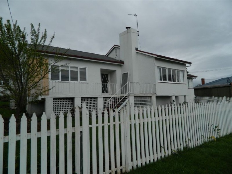 2 William Street, Ulverstone TAS 7315