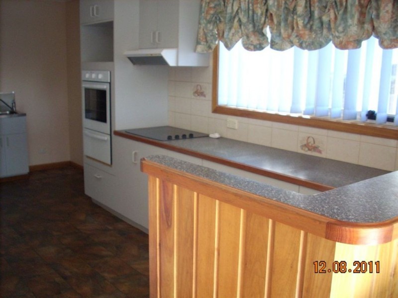 26 Penguin Road, Ulverstone TAS 7315