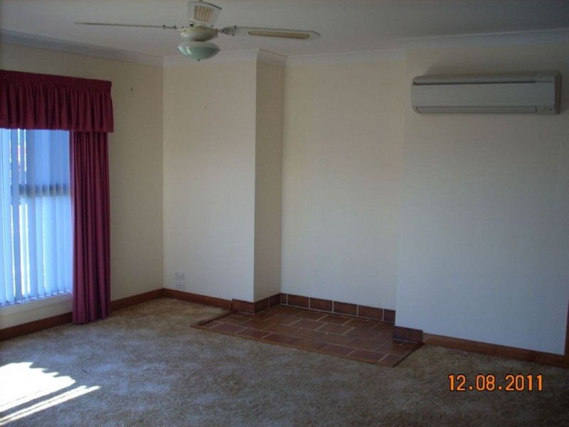 26 Penguin Road, Ulverstone TAS 7315