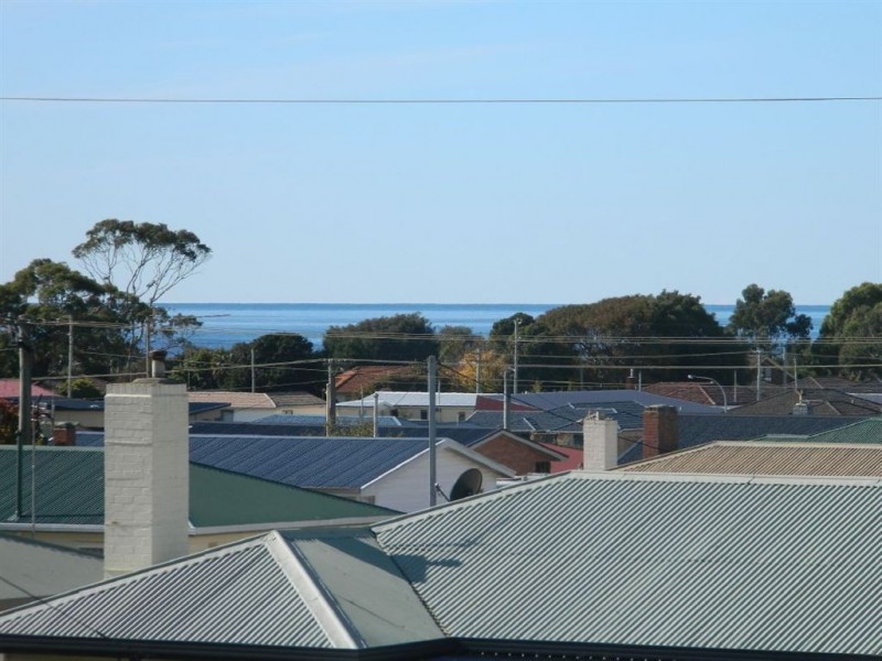 1/58 Clara Street, Ulverstone TAS 7315