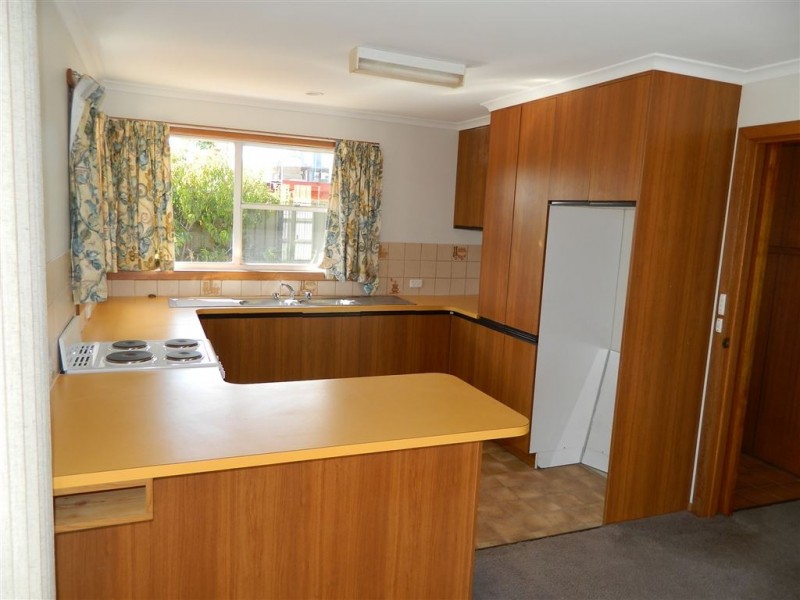 2/24 Richard Place, Ulverstone TAS 7315