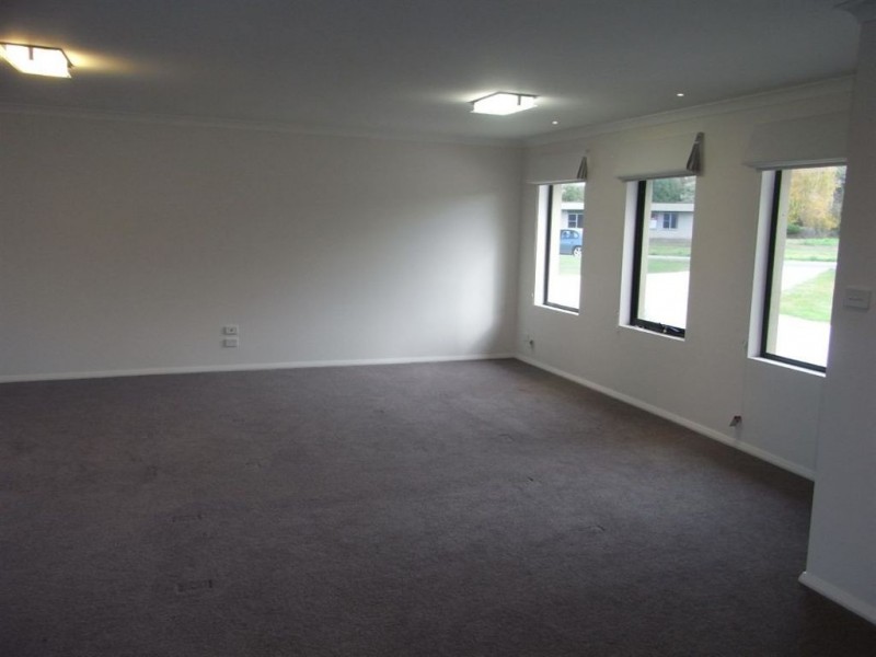 6 Knights Road, Ulverstone TAS 7315