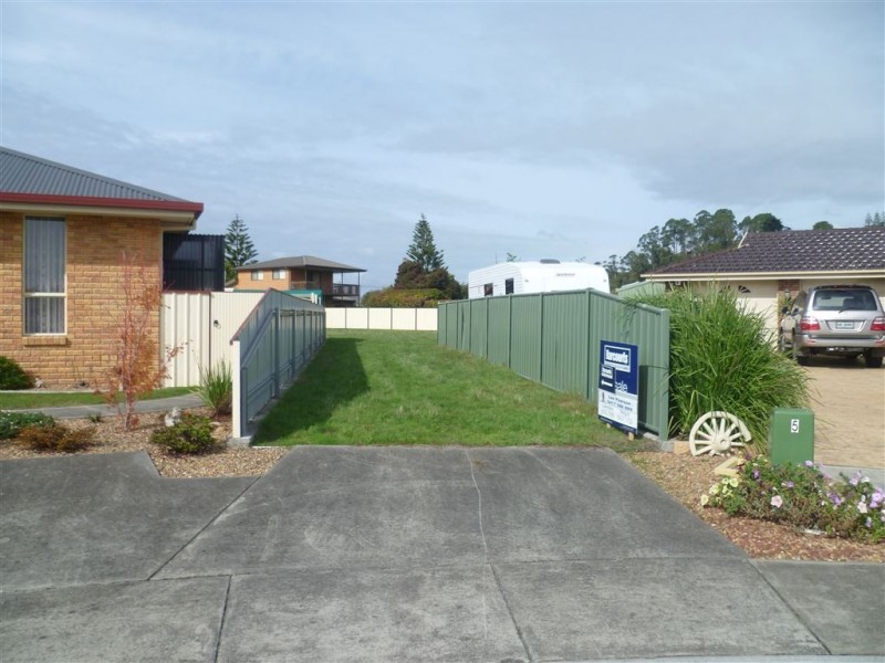 2 Grants Court, Turners Beach TAS 7315