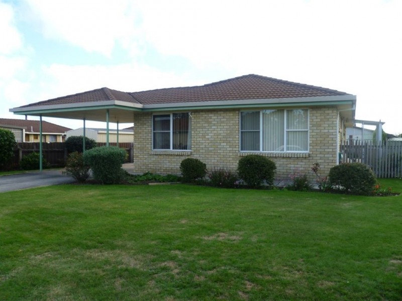77 Leighlands Avenue, Ulverstone TAS 7315