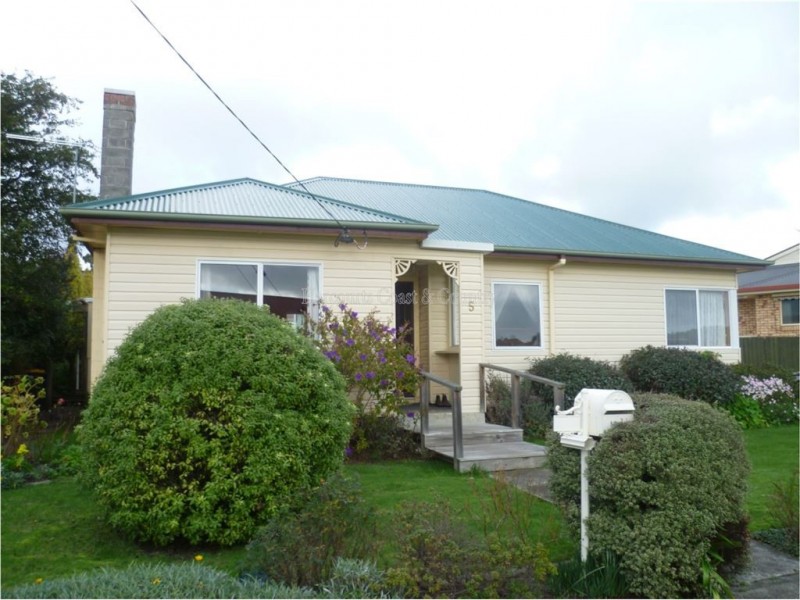 5 Elizabeth Street, Ulverstone TAS 7315