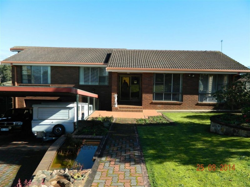 16 Jackson Avenue, West Ulverstone TAS 7315