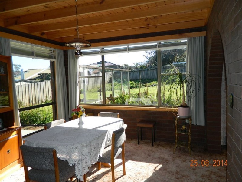 16 Jackson Avenue, West Ulverstone TAS 7315