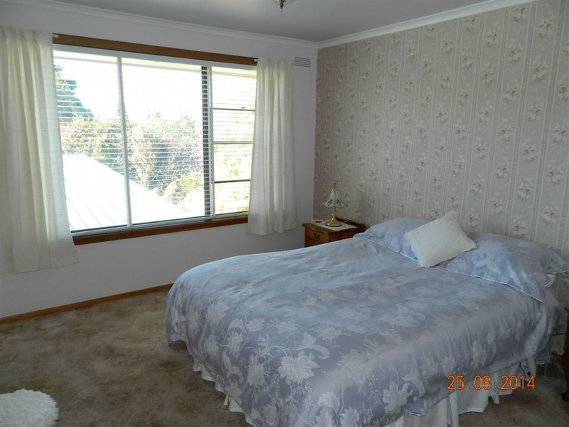 16 Jackson Avenue, West Ulverstone TAS 7315