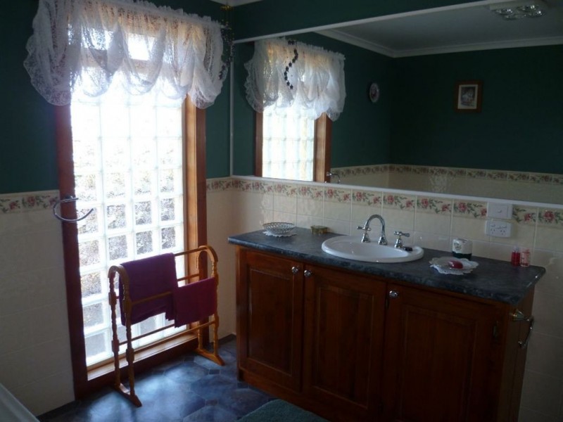 859 Castra Road, Ulverstone TAS 7315