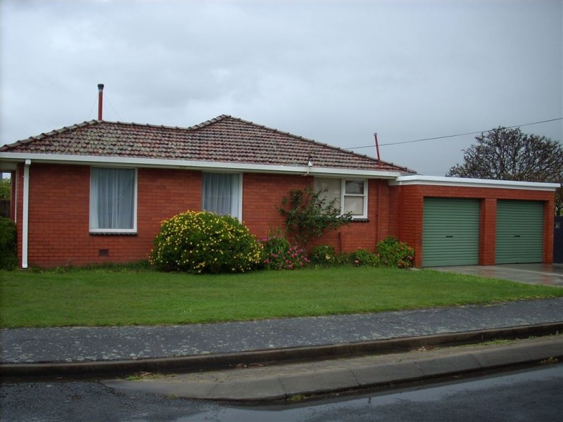 2 Crawford Street, Ulverstone TAS 7315