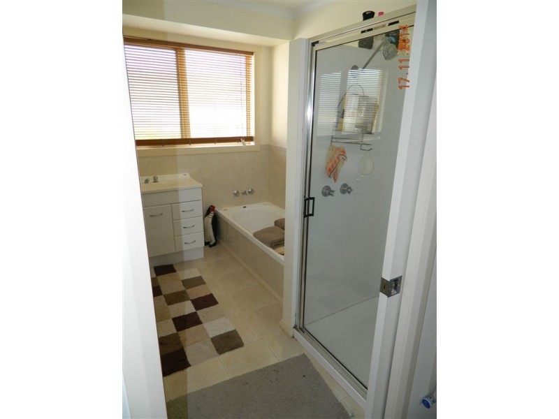 2 Seabreeze Avenue, Sulphur Creek TAS 7316