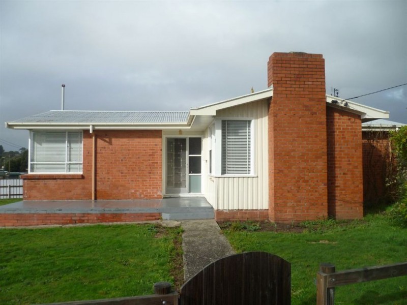 14 McCulloch Street, Ulverstone TAS 7315