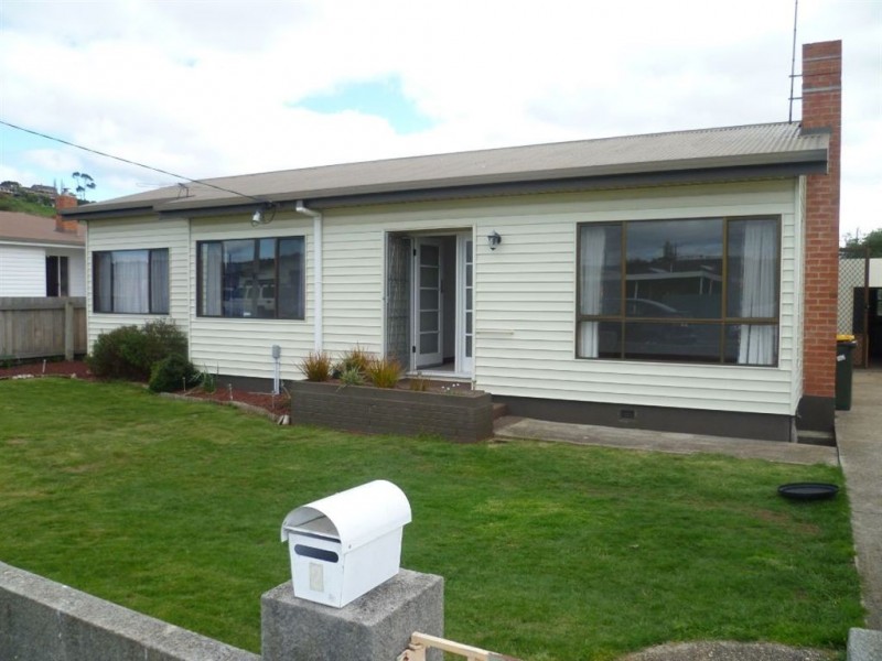 2 Goddard Street, Ulverstone TAS 7315