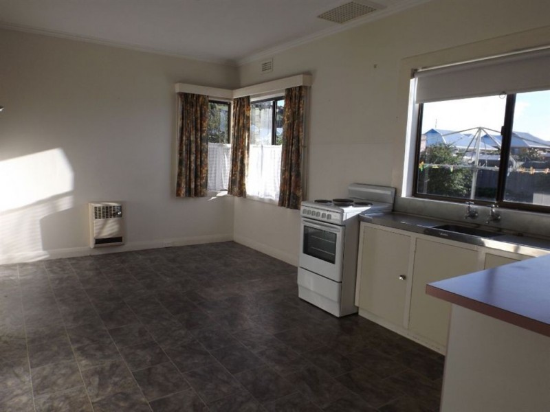 2 Goddard Street, Ulverstone TAS 7315