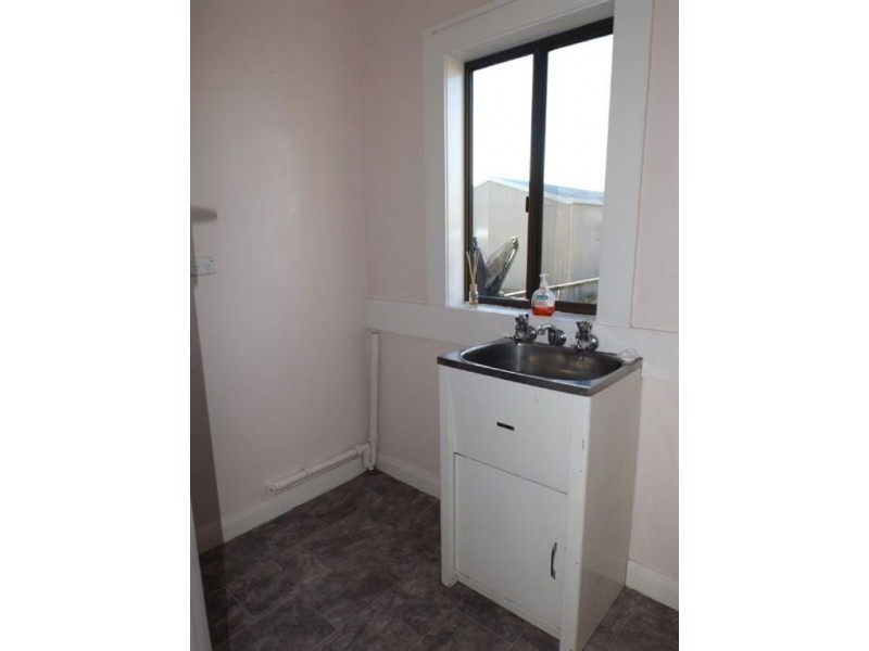 2 Goddard Street, Ulverstone TAS 7315