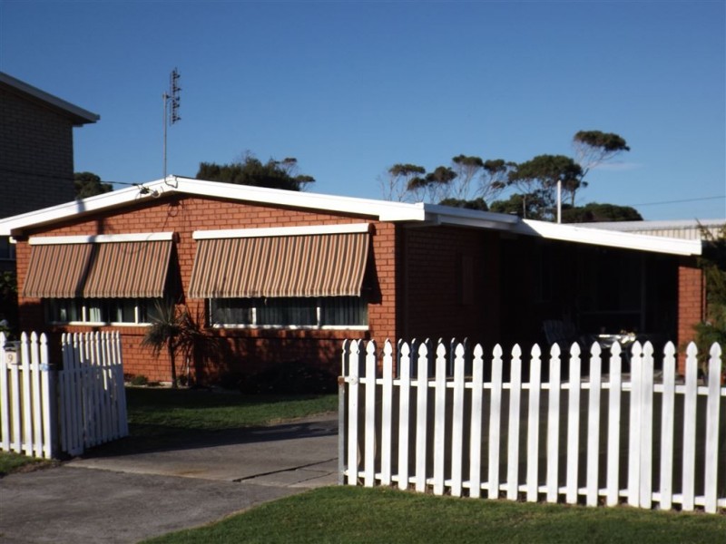 9 Josephine Street, West Ulverstone TAS 7315