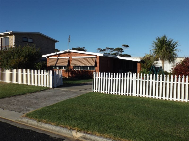 9 Josephine Street, West Ulverstone TAS 7315
