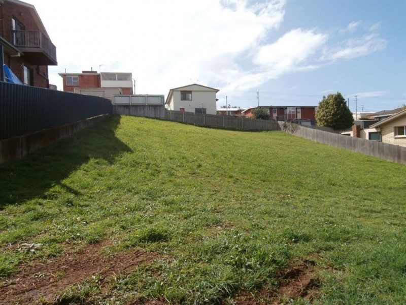 6 Lakin Street, West Ulverstone TAS 7315