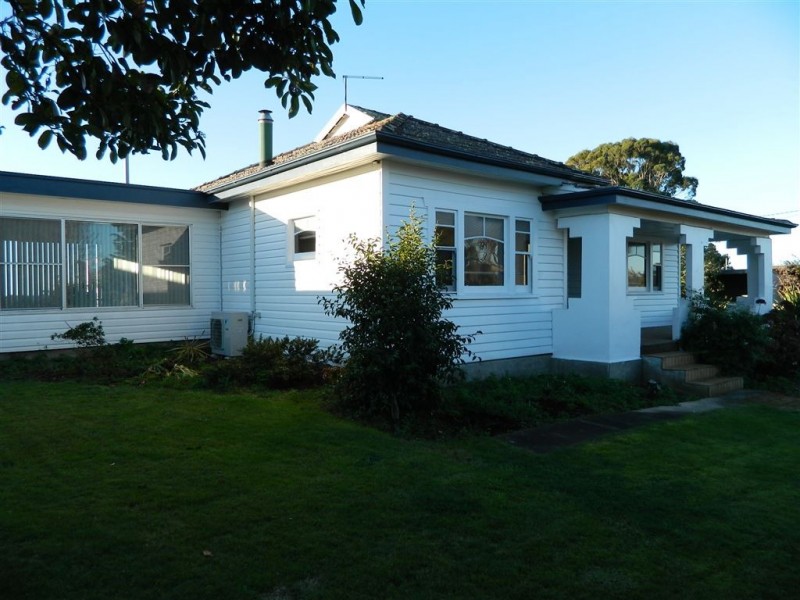 30 South Road, West Ulverstone TAS 7315