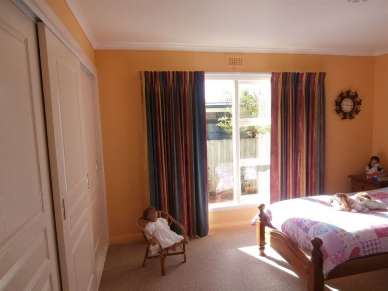 22 Vincent Street, Ulverstone TAS 7315