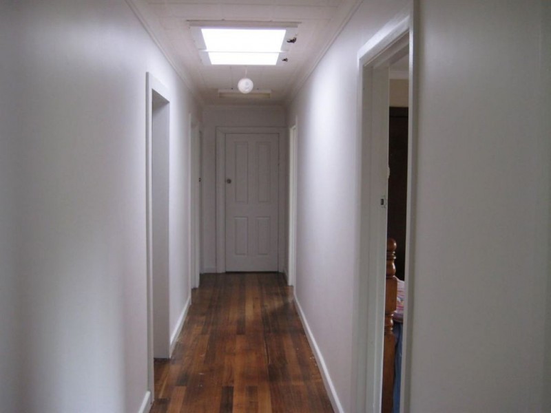 15 South Road, Penguin TAS 7316