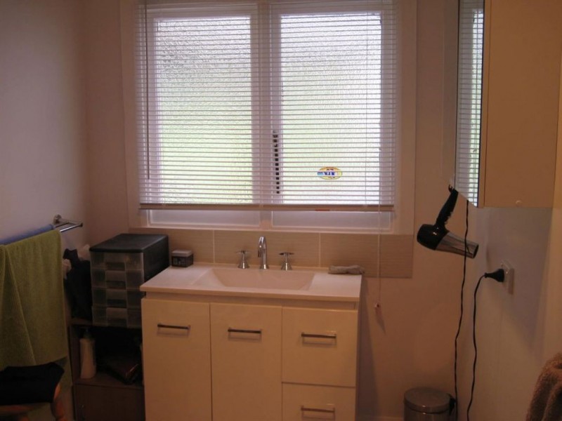 15 South Road, Penguin TAS 7316