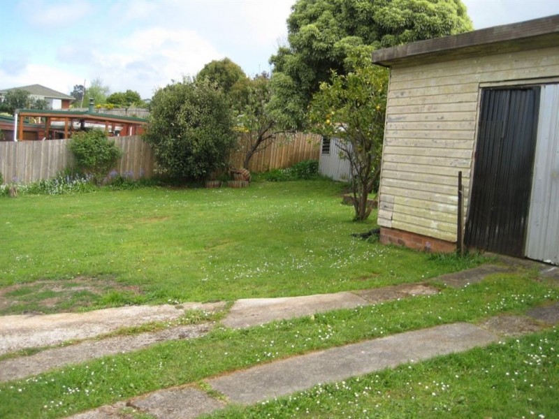 15 South Road, Penguin TAS 7316