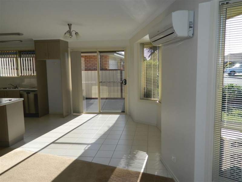 2/4 Banks Place, Turners Beach TAS 7315