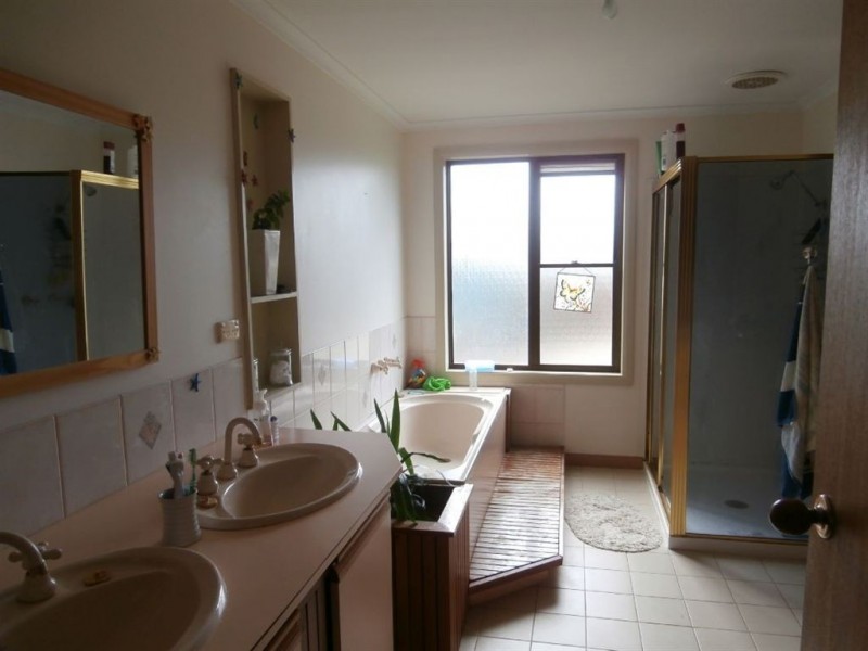 10 Bretts Road, North Motton TAS 7315