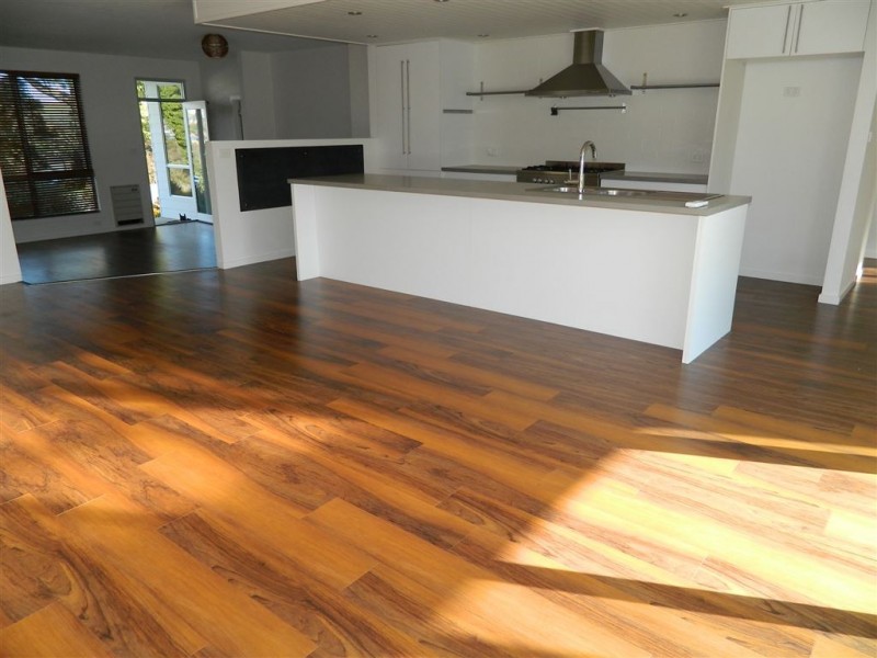 60 River Road, West Ulverstone TAS 7315