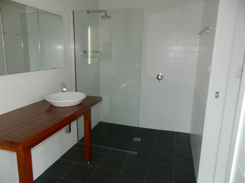 60 River Road, West Ulverstone TAS 7315