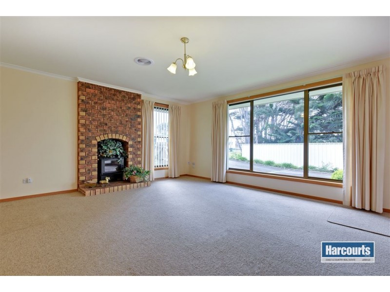 2/25 Amherst Street, West Ulverstone TAS 7315