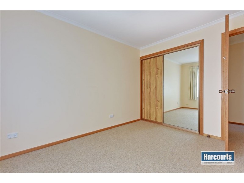 2/25 Amherst Street, West Ulverstone TAS 7315