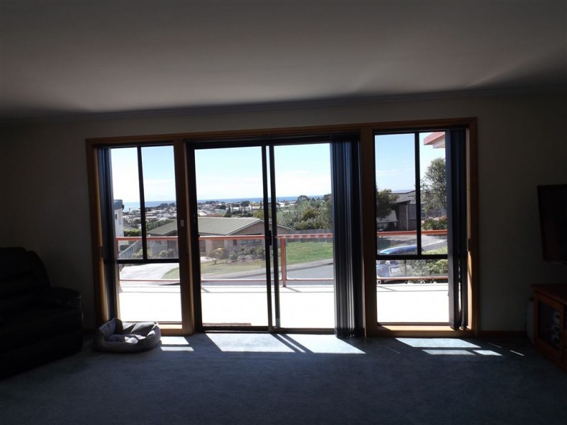 6 Dudley Crescent, Ulverstone TAS 7315