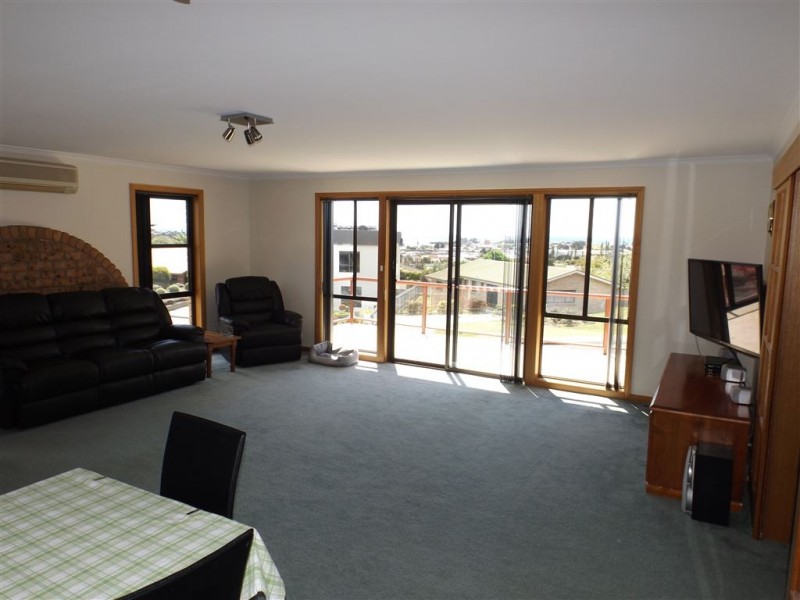 6 Dudley Crescent, Ulverstone TAS 7315