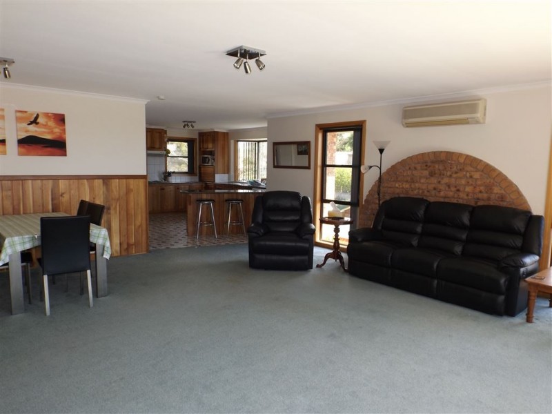 6 Dudley Crescent, Ulverstone TAS 7315