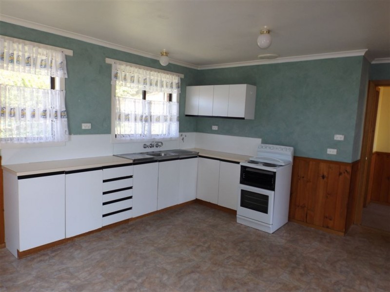 4 Niara Court, West Ulverstone TAS 7315