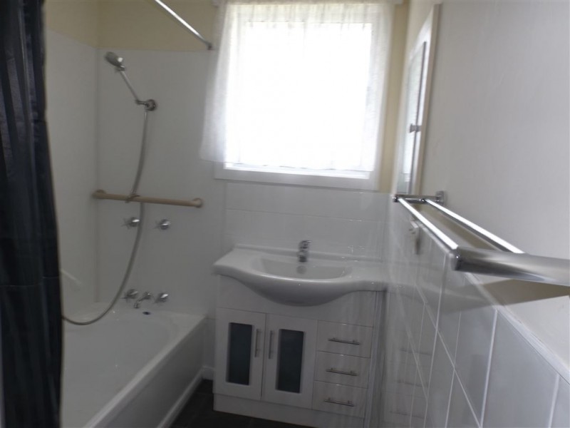 6 Lebrina Court, West Ulverstone TAS 7315