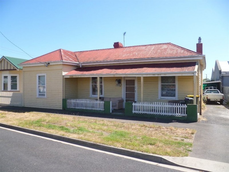 17 Main Street, Ulverstone TAS 7315