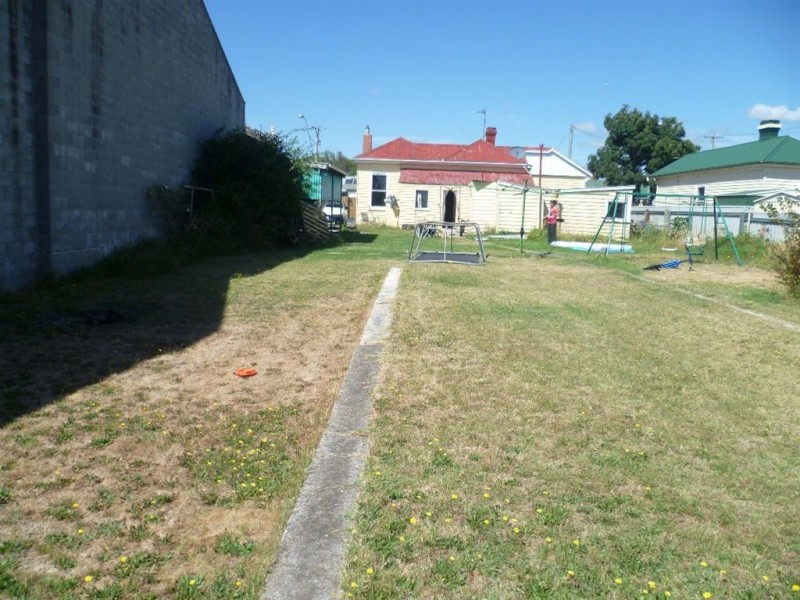 17 Main Street, Ulverstone TAS 7315