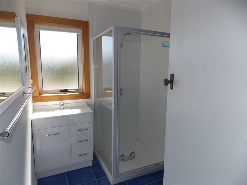 4 Elizabeth Street, Penguin TAS 7316