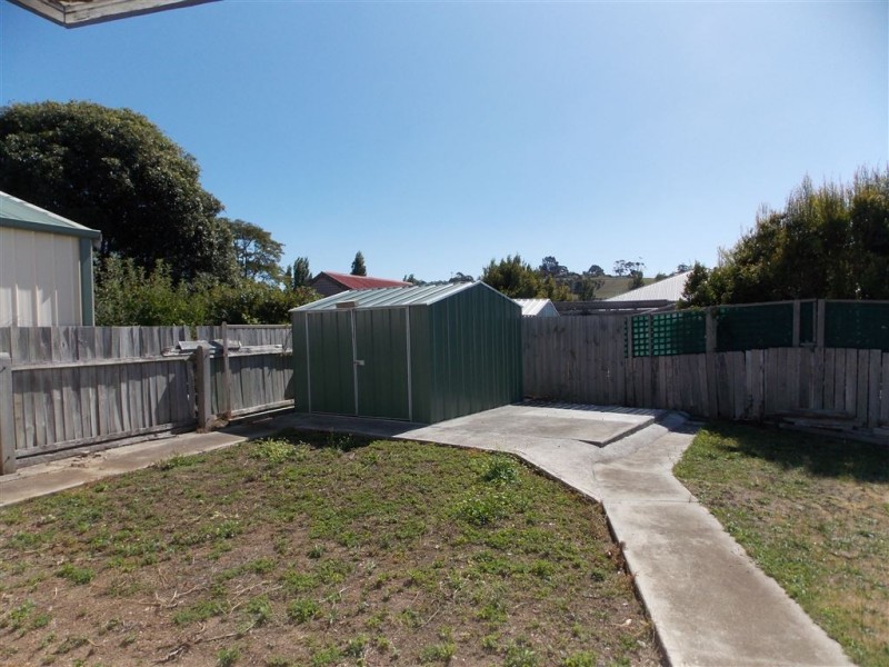 4 Elizabeth Street, Penguin TAS 7316