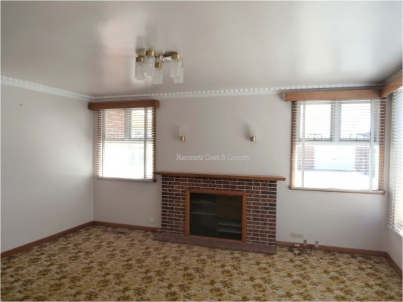 17 Whitelaw Street, Ulverstone TAS 7315