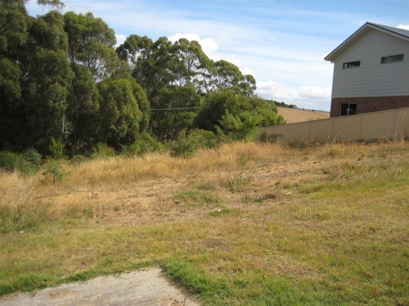 2 Wadecliff Rise, Ulverstone TAS 7315