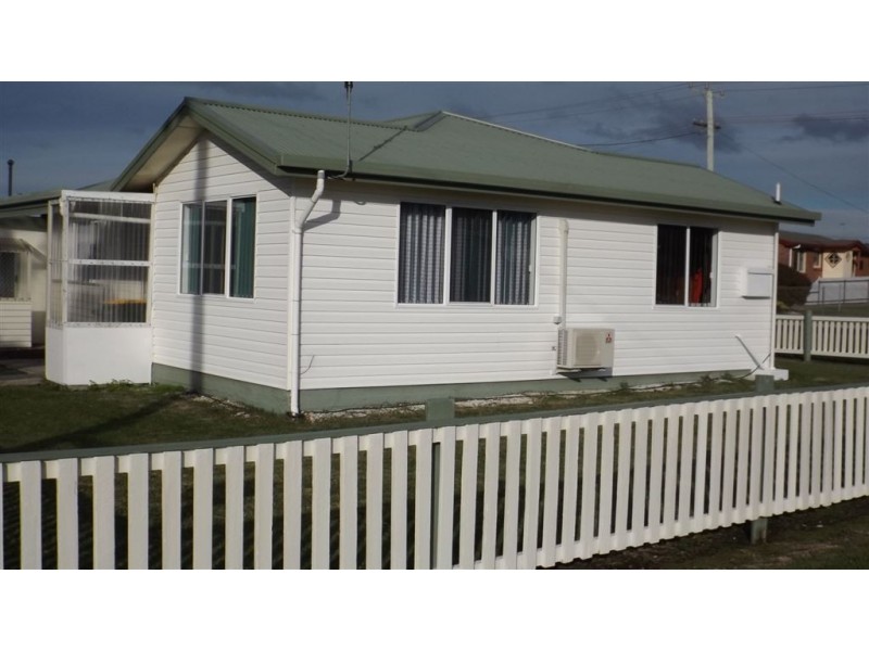 1/23 Clara Street, West Ulverstone TAS 7315